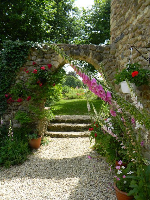 Bed and Breakfast Le Domaine De L'Arche Plouasne Exterior foto