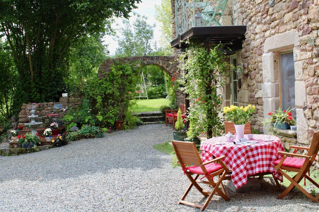 Bed and Breakfast Le Domaine De L'Arche Plouasne Exterior foto