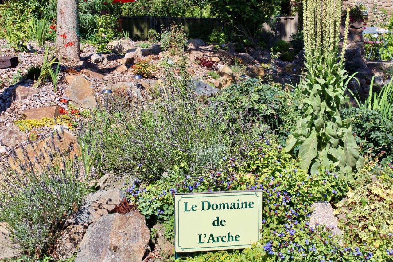 Bed and Breakfast Le Domaine De L'Arche Plouasne Exterior foto